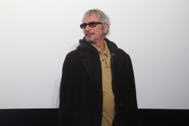 レオス・カラックス来日に古舘寛治がサプライズ登場！（5枚目）