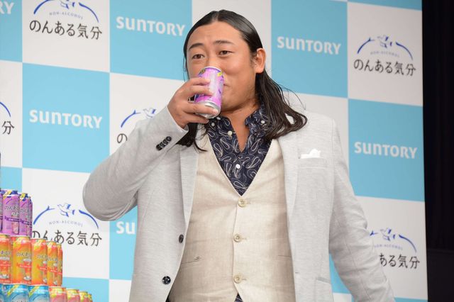 こういう人いるいる！ロバート秋山ふんする“近松マサヲミ”も「のんある気分」新CM発表会（10枚目）