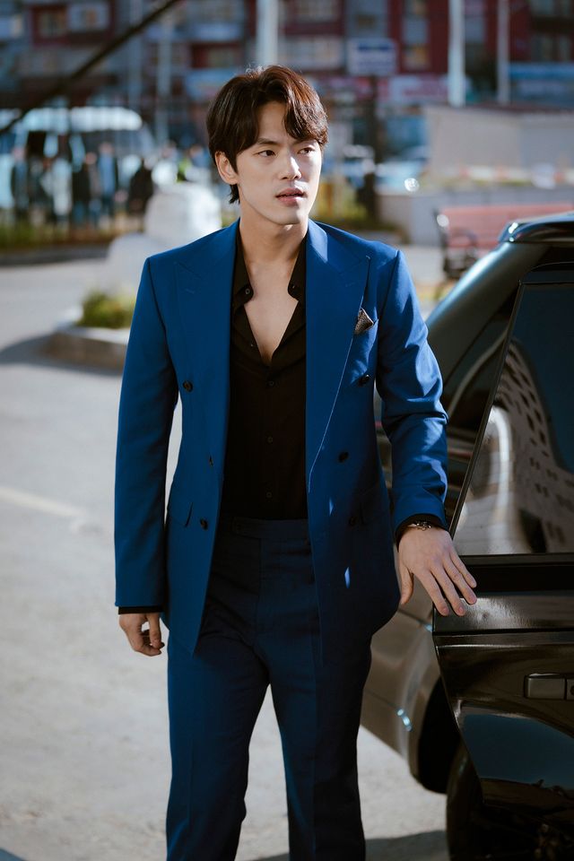 ヒョンビンの凛々しい表情…「愛の不時着」場面カットほか＜全35枚＞（12枚目）