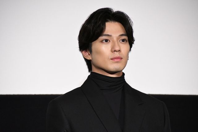 山崎賢人、新田真剣佑、永野芽郁ら美しい！『二ノ国』公開記念舞台あいさつ（25枚目）