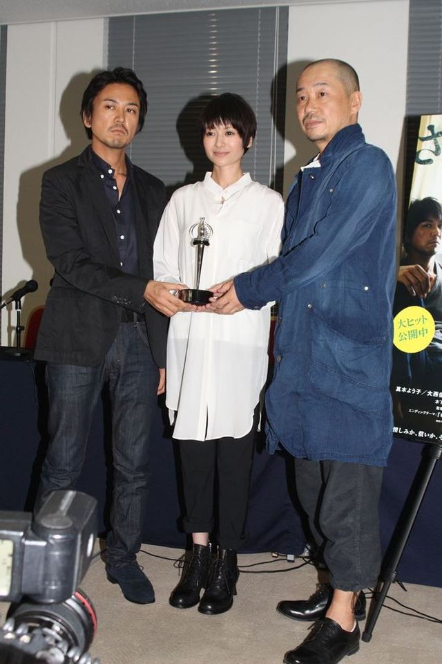 喜びの帰国会見ほか現地フォトギャラリー（8枚目）