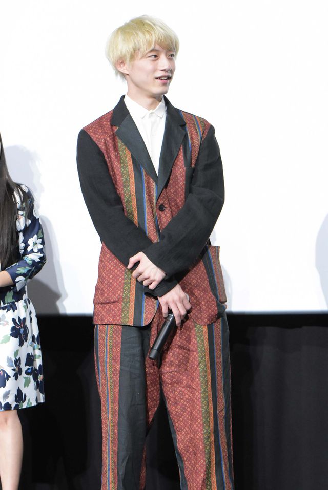 miwa、坂口健太郎、竜星涼らによるバンド演奏も見どころ！映画『君と100回目の恋』初日舞台あいさつフォトギャラリー（13枚目）