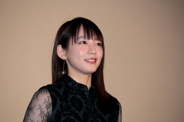 吉岡里帆、動物写真家・岩合光昭とのタッグに感激！（7枚目）