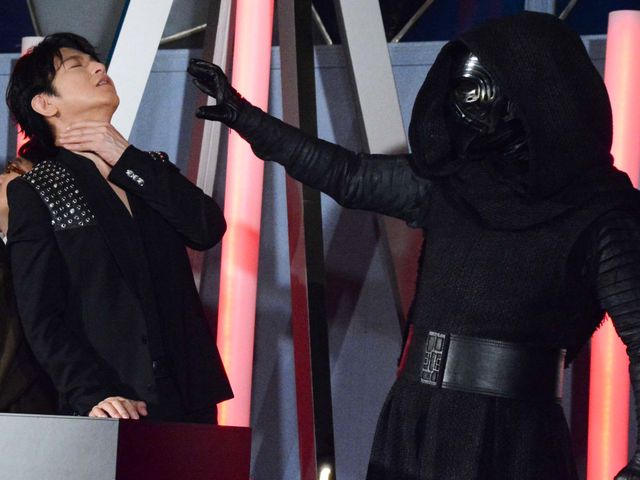 ミッチーがカイロ・レンに襲われた!?『スター・ウォーズ／最後のジェダイ』カウントダウン点灯式イベント：フォトギャラリー