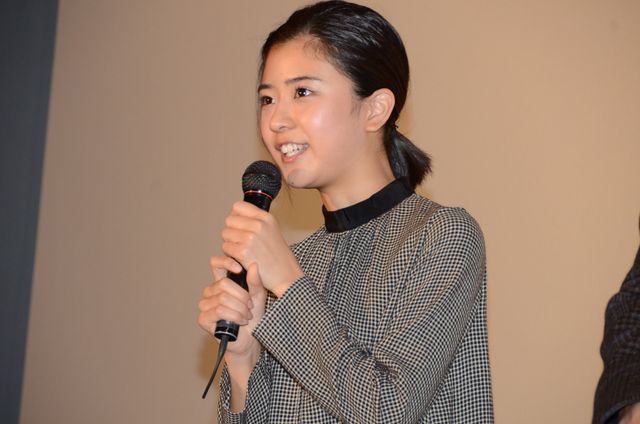 「びっくりぽんや！」波瑠が登壇！『流れ星が消えないうちに』初日舞台あいさつ【フォトギャラリー】（5枚目）