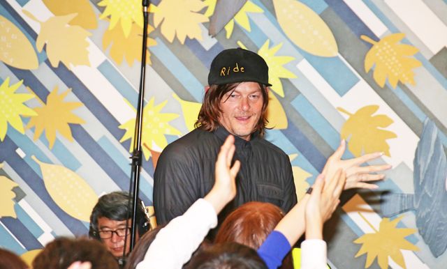 ノーマン・リーダス、サングラス姿もお似合い！：フォトギャラリー