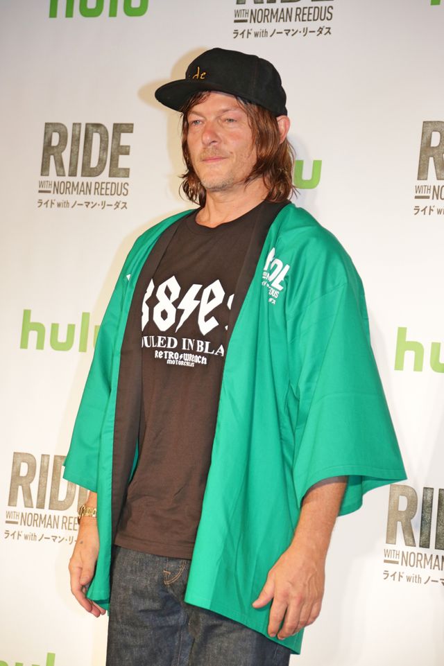 ノーマン・リーダス、サングラス姿もお似合い！（5枚目）