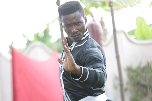 ヒトラー＆東條英機が空手と魔術的パワーでガーナを制圧！映画『アフリカン・カンフー・ナチス』場面写真（7枚目）