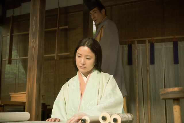 倫子さまの“事情聴取”に戦慄…「光る君へ」第17回場面写真（4枚目）