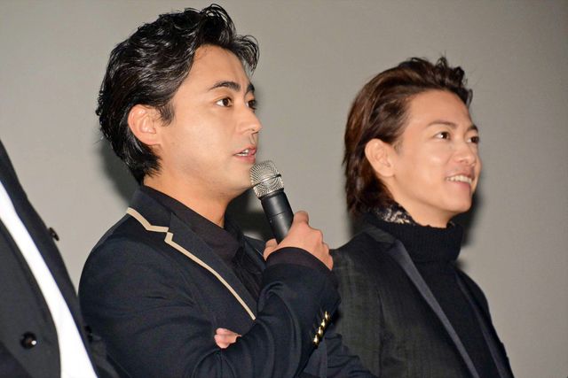 山田孝之「本当に男前だな」と佐藤健にメロメロ：フォトギャラリー