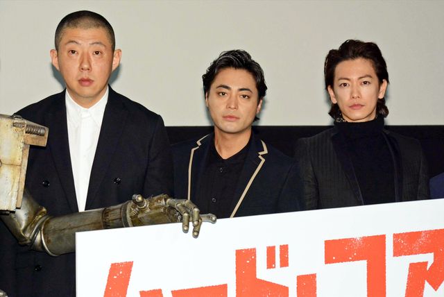 山田孝之「本当に男前だな」と佐藤健にメロメロ（5枚目）