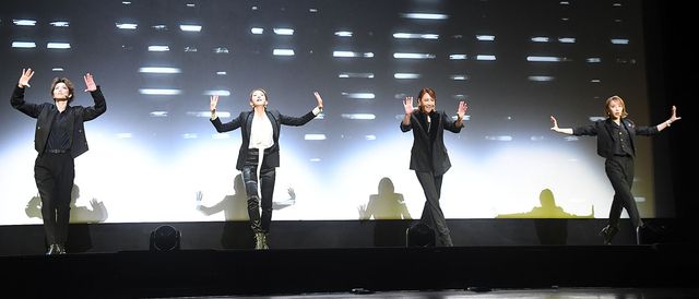 柚希礼音、紅ゆずる、美弥るりか、七海ひろき、宝塚OGの華麗なるステージ!:フォトギャラリー