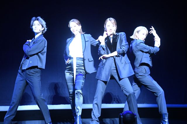 柚希礼音、紅ゆずる、美弥るりか、七海ひろき、宝塚OGの華麗なるステージ！（7枚目）