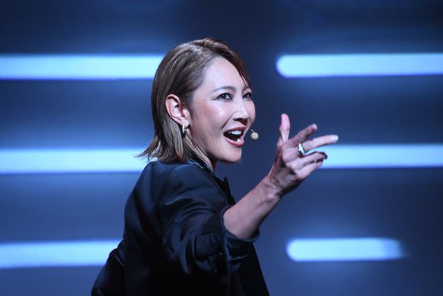 柚希礼音、紅ゆずる、美弥るりか、七海ひろき、宝塚OGの華麗なるステージ！（9枚目）