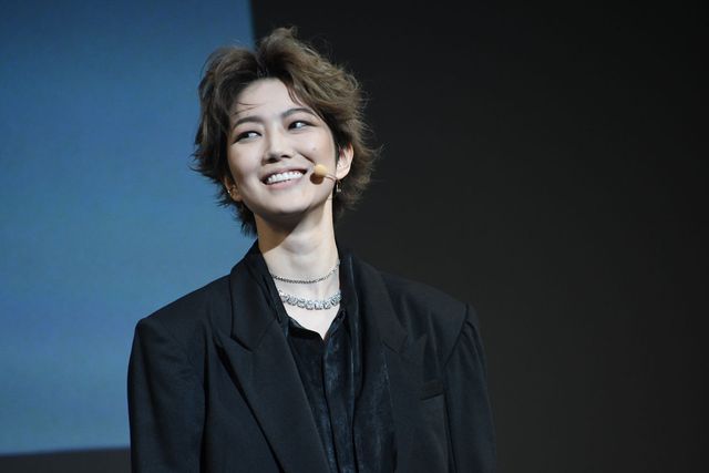 柚希礼音、紅ゆずる、美弥るりか、七海ひろき、宝塚OGの華麗なるステージ！（27枚目）