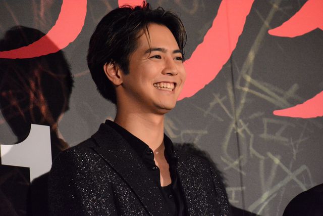 白濱亜嵐、片寄涼太らGENERATIONSが黒スーツで登壇！主演ホラー『ミンナのウタ』完成披露の模様（10枚目）