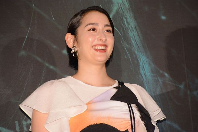 白濱亜嵐、片寄涼太らGENERATIONSが黒スーツで登壇！主演ホラー『ミンナのウタ』完成披露の模様（16枚目）