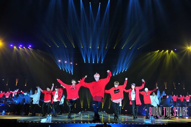BTS（防弾少年団）の華麗なパフォーマンス！『Burn the Stage : the Movie』場面写真（4枚目）