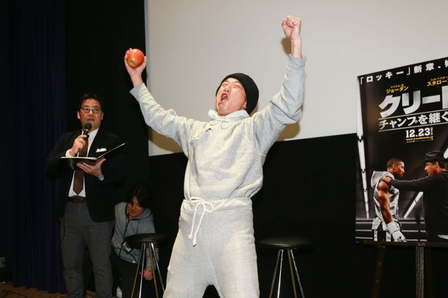 （スタ）スタローン緊急来日!?　階段を駆けのぼり日本で「エイドリア～ン！」　画像ギャラリー（12枚目）