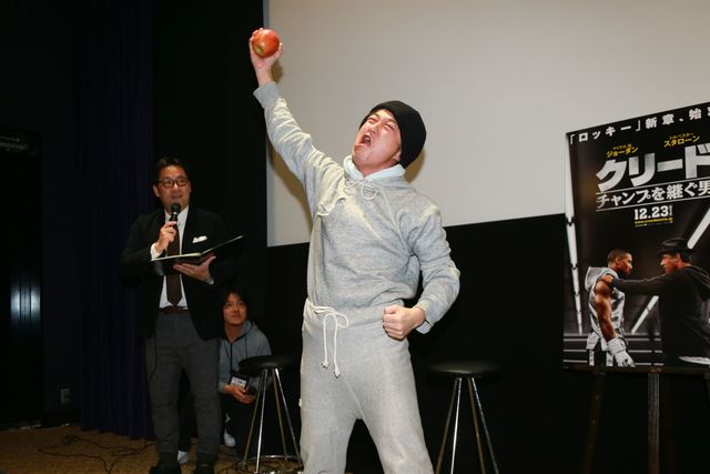 （スタ）スタローン緊急来日!?　階段を駆けのぼり日本で「エイドリア～ン！」　画像ギャラリー（13枚目）