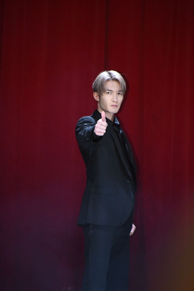 綾瀬はるか、長谷川博己、羽村仁成、ジェシーらランウェイに集結！『リボルバー・リリー』キャストお披露目会見（19枚目）