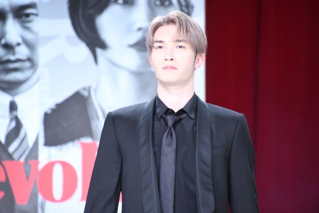 綾瀬はるか、長谷川博己、羽村仁成、ジェシーらランウェイに集結！『リボルバー・リリー』キャストお披露目会見（20枚目）