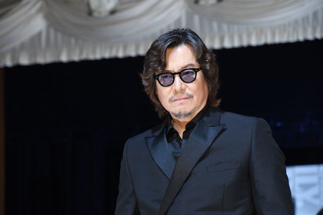 綾瀬はるか、長谷川博己、羽村仁成、ジェシーらランウェイに集結！『リボルバー・リリー』キャストお披露目会見（26枚目）