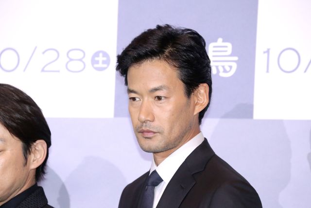 スーツ姿の阿部サダヲ＆竹野内豊＆松坂桃李！『彼女がその名を知らない鳥たち』完成披露試写会にて（6枚目）