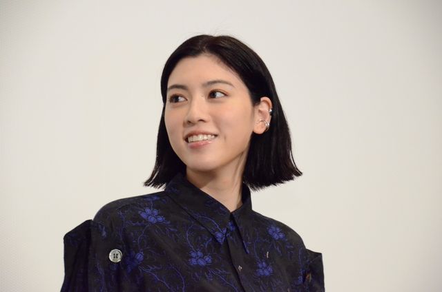 三吉彩花『ダンスウィズミー』撮影前に「何度も泣いた」：フォトギャラリー