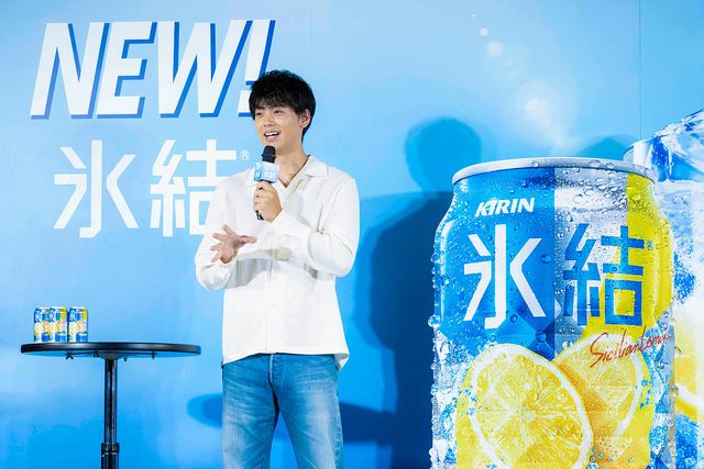 山本美月、瀬戸康史と結婚後初の公の場で笑顔（6枚目）