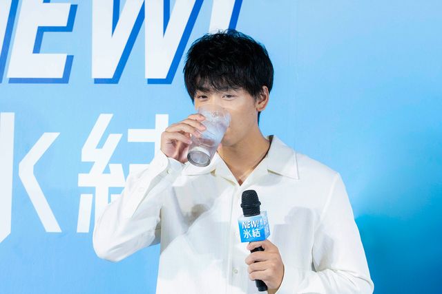 山本美月、瀬戸康史と結婚後初の公の場で笑顔（11枚目）