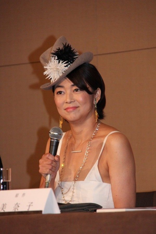 中島知子、髪バッサリ！フォトギャラリー：フォトギャラリー