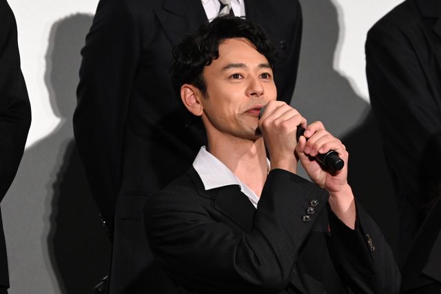 広瀬すず＆瀧内公美、黒ドレスで美の競演！妻夫木聡主演『宝島』東京プレミア舞台あいさつ（7枚目）