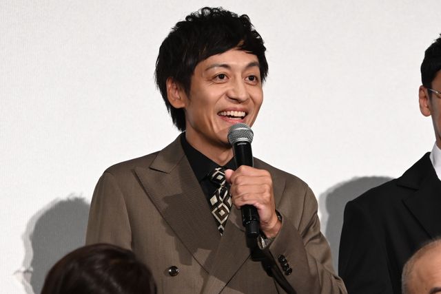 広瀬すず＆瀧内公美、黒ドレスで美の競演！妻夫木聡主演『宝島』東京プレミア舞台あいさつ（35枚目）