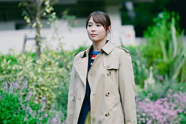 広瀬アリス、西野七瀬、飯豊まりえが親友役！ドラマ「恋なんて、本気でやってどうするの？」第1話場面カット（4枚目）