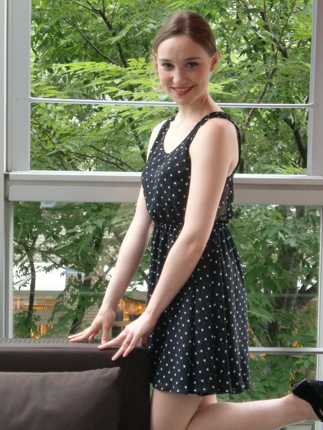 西島秀俊＆阿部寛の魅力にメロメロ！デボラ・フランソワ 写真ギャラリー：フォトギャラリー