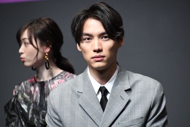 山本美月、黒のドレス姿が美しい！Amazon Original ドラマ「星から来たあなた」配信記念プレミアイベント（17枚目）