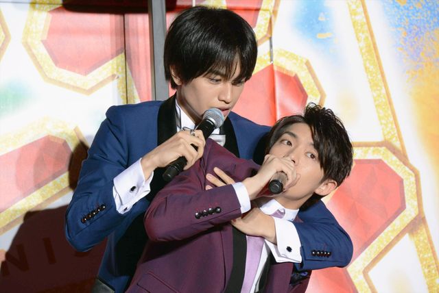 中島健人＆中条あやみ、美男美女すぎ！映画『ニセコイ』スペシャルステージ（14枚目）