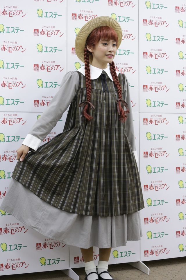 高橋愛、夫あべこうじの感想にダメ出し!?「赤毛のアン」フォトギャラリー（4枚目）