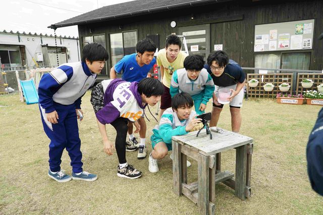小山田壮平が主題歌を書き下ろし！『#ハンド全力』場面写真（6枚目）