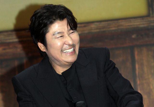 ティファニー（少女時代）も登場！ソン・ガンホ主演「サムシクおじさん」製作発表会の様子（2枚目）