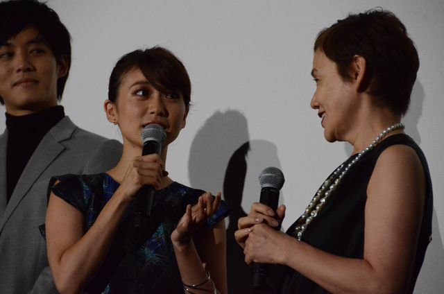 大島優子、大竹しのぶの寝顔に惚れた？　と告白　画像ギャラリー（9枚目）