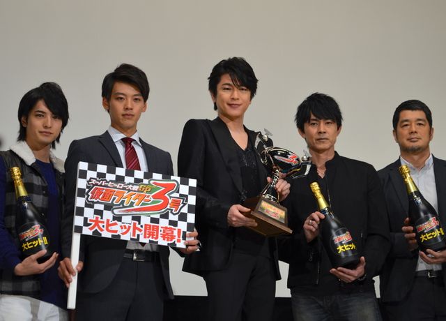 及川光博＆「仮面ライダー」キャストが集結！フォトギャラリー：フォトギャラリー