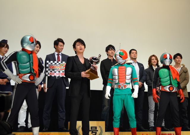 及川光博＆「仮面ライダー」キャストが集結！フォトギャラリー（16枚目）