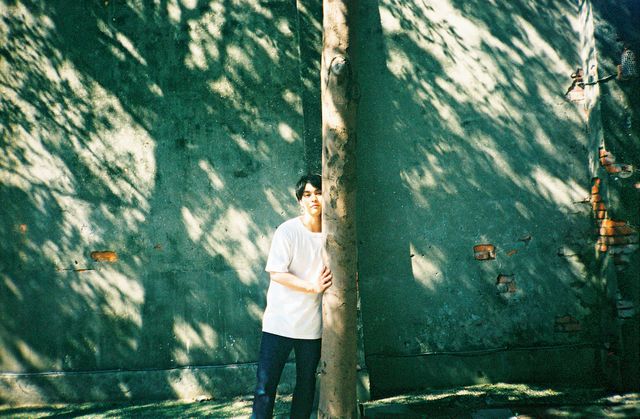 柳楽優弥「やぎら本」自然体な表紙&裏表紙（4枚目）