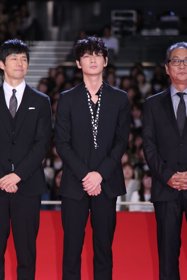 宮崎あおい、黒ドレスがキュート！（3枚目）