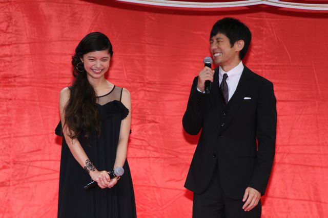 宮崎あおい、黒ドレスがキュート！（4枚目）