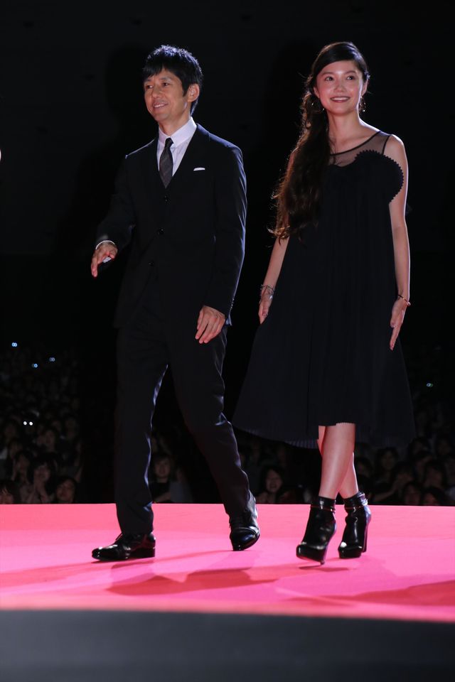 宮崎あおい、黒ドレスがキュート！（7枚目）