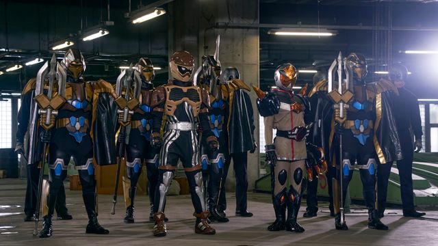 「ギーツ」桜井姉弟の絆！仮面ライダーハクビ ニンジャフォーム誕生「仮面ライダーアインズ」新場面写真（4枚目）