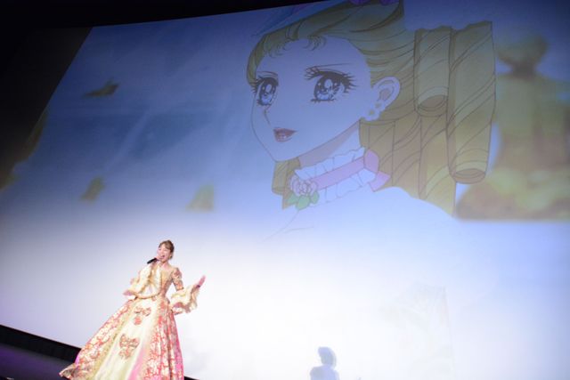 平野綾、美麗ドレスで魅了！加藤和樹と『ベルサイユのばら』劇中歌を生歌唱（3枚目）